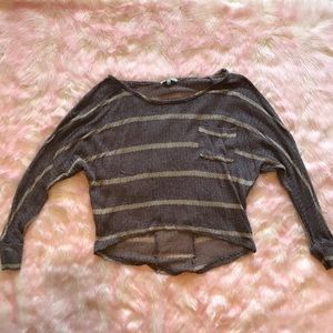 Long sleeve crop top